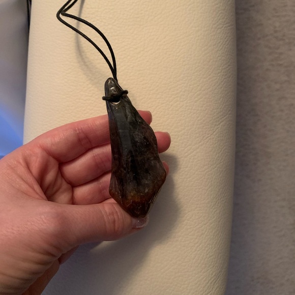 Pratt Daddy Crystal pendant - Picture 3 of 7